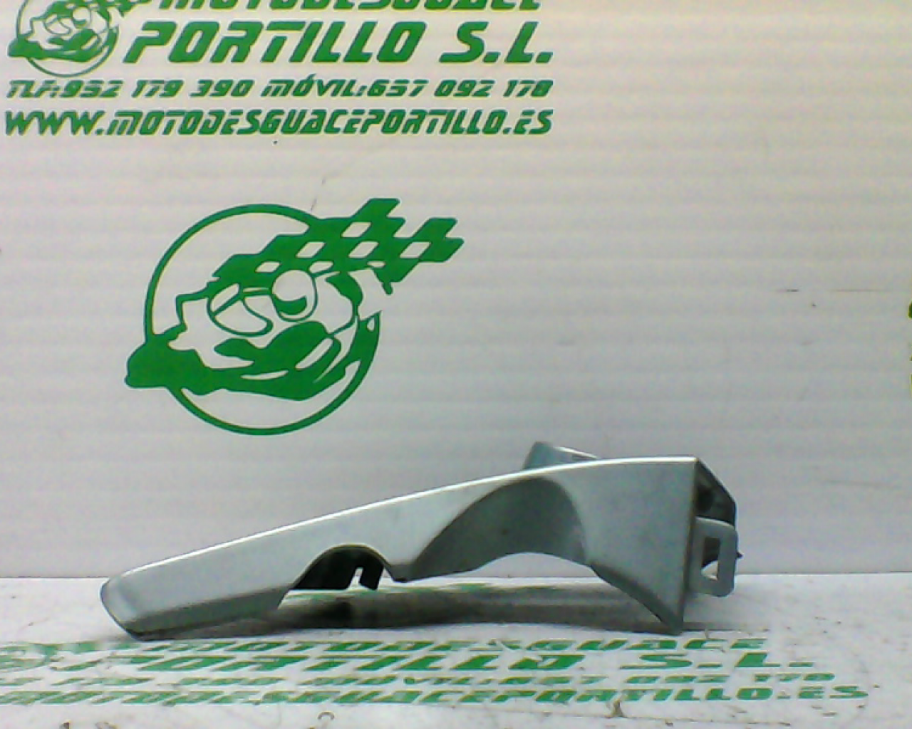 Embellecedor de cabezón derecho Aprilia Area 51 (1999-2000)