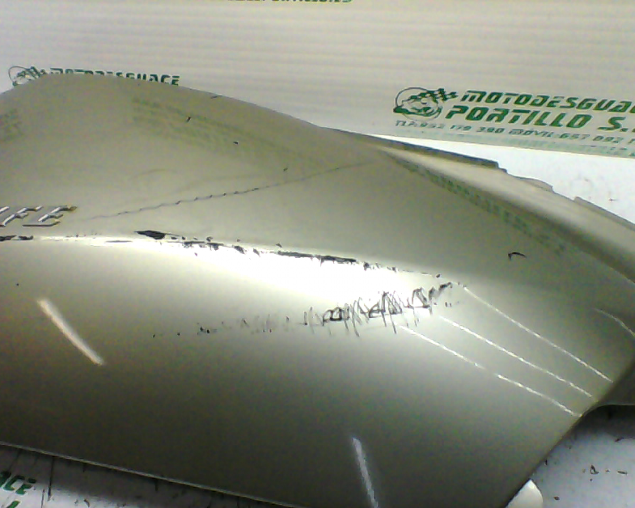 Carcasa lateral trasera derecha Aprilia ARRECIFE 200 (2004-2006)