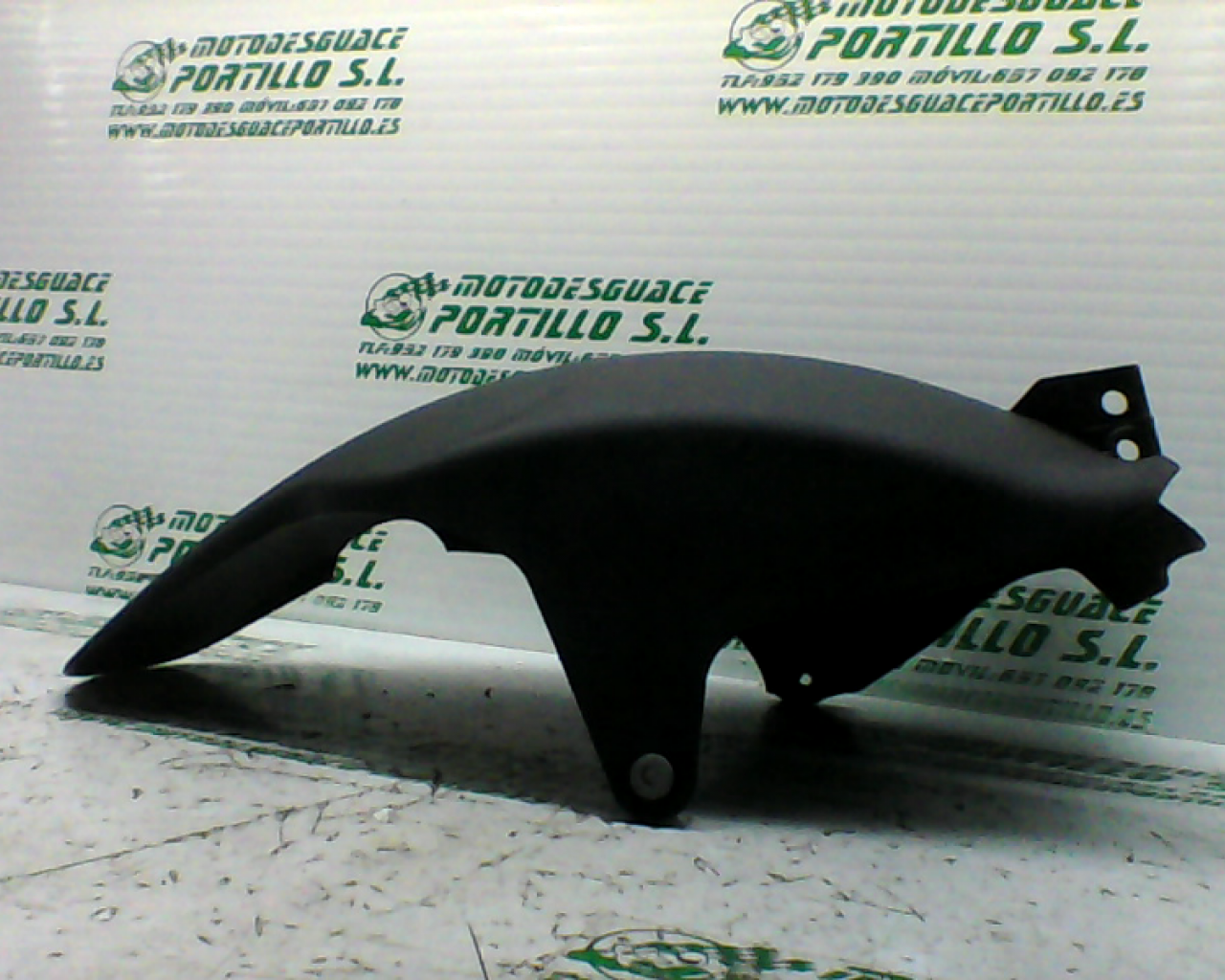 Guardabarro trasero Aprilia ARRECIFE 200 (2004-2006)