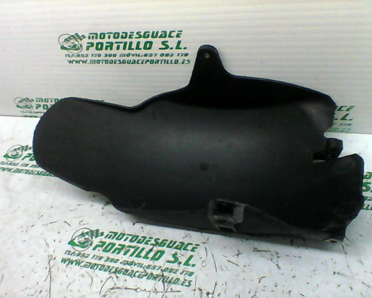 Guardabarro trasero Aprilia ARRECIFE 200 (2004-2006)