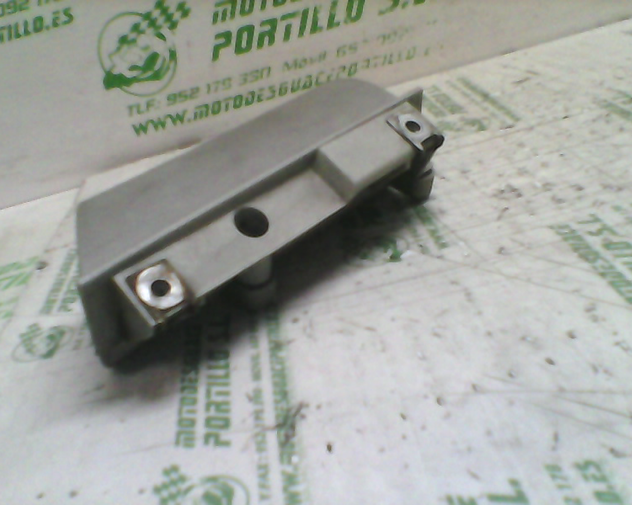 Embellecedor de horquilla derecha Aprilia Sport city 250 inyeccion 09-10 (2008-2010)