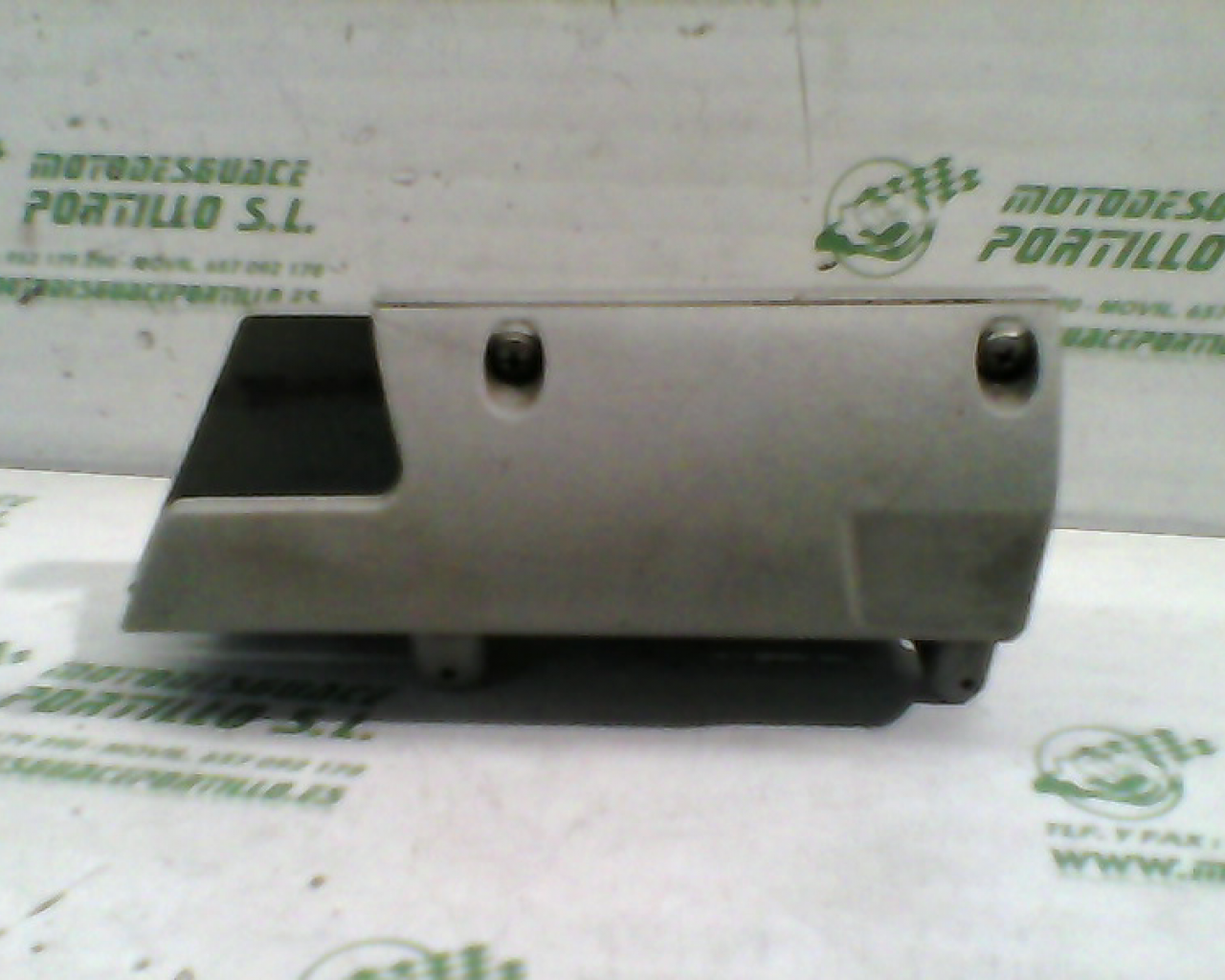 Embellecedor de horquilla izquierda Aprilia Sport city 250 inyeccion 09-10 (2008-2010)