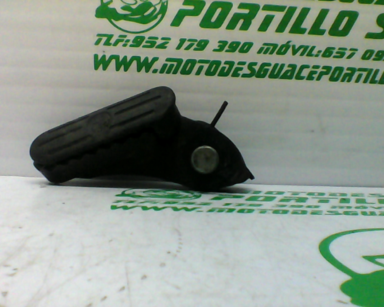 Reposapies delantero derecho BMW F-650-GS (2000-2004)