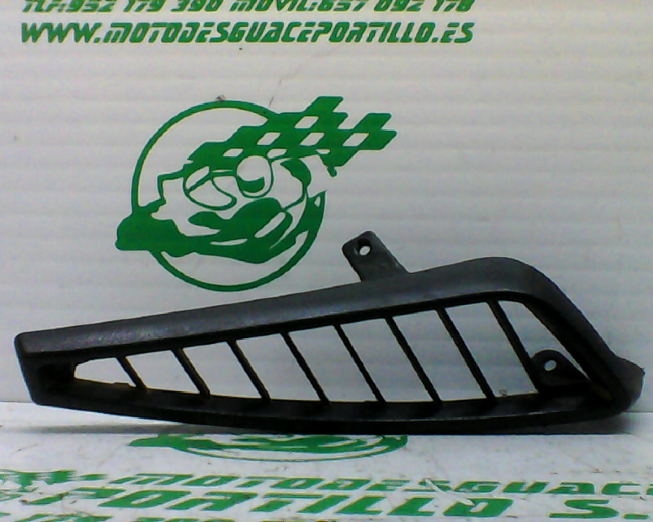 Entrada de aire lateral Izquierda Derbi RAMBLA 300 (2011-2012)
