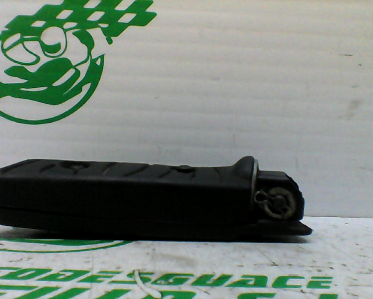 Reposapies trasero izquierdo Derbi RAMBLA 300 (2011-2012)