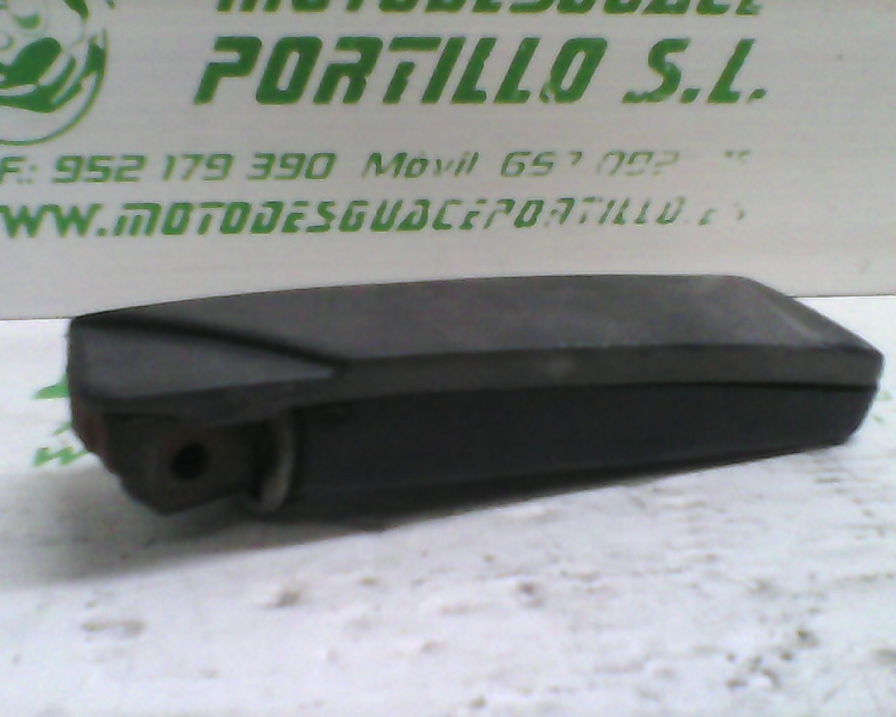 Reposapies trasero izquierdo Derbi RAMBLA 300 (2011-2012)