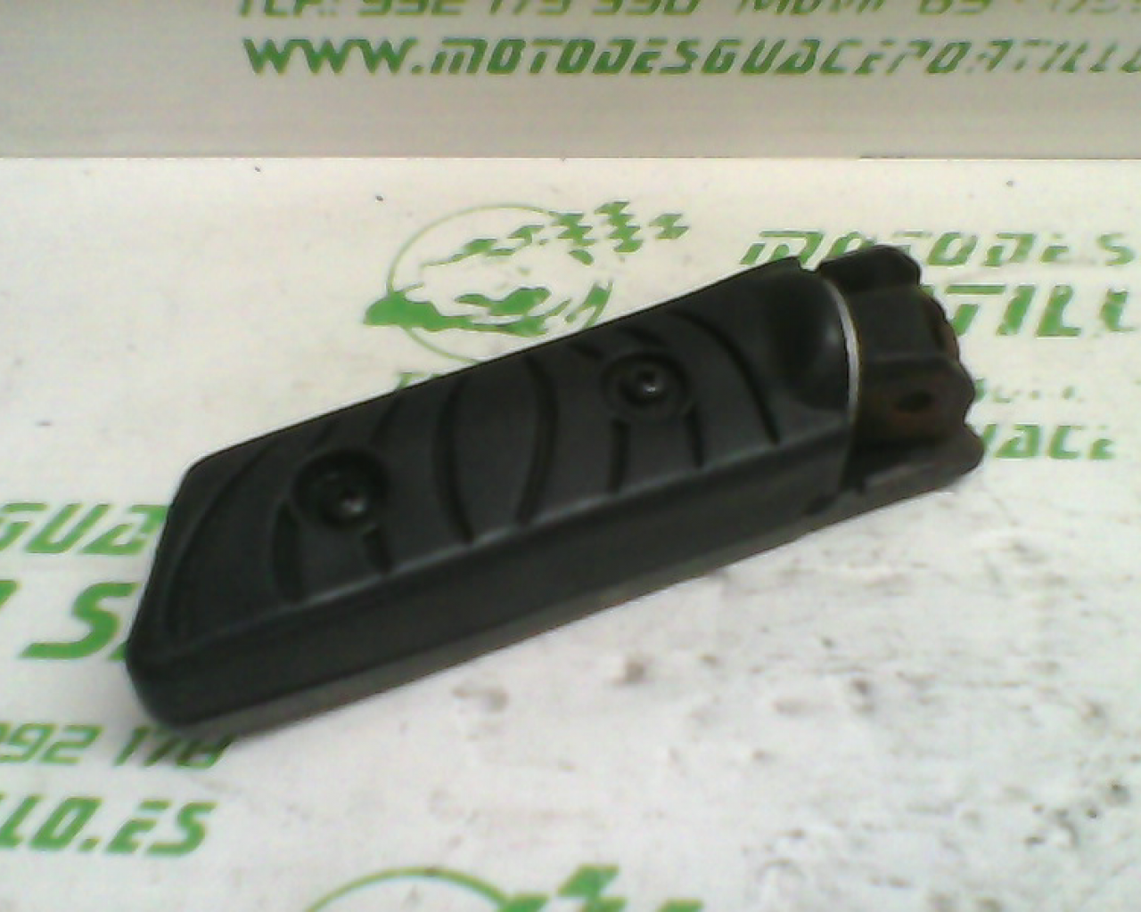Reposapies trasero izquierdo Derbi RAMBLA 300 (2011-2012)