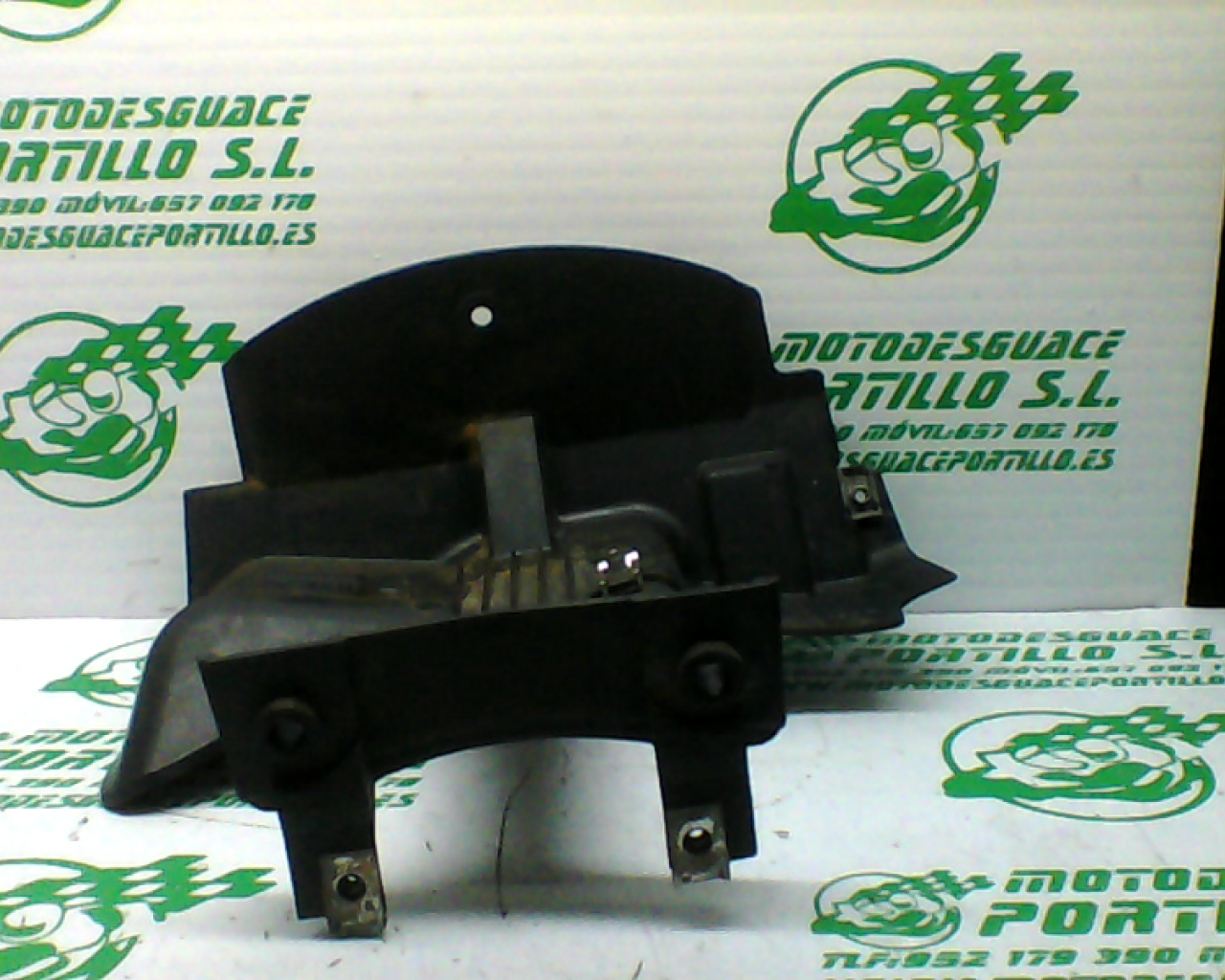 Soporte del radiador Derbi RAMBLA 300 (2011-2012)