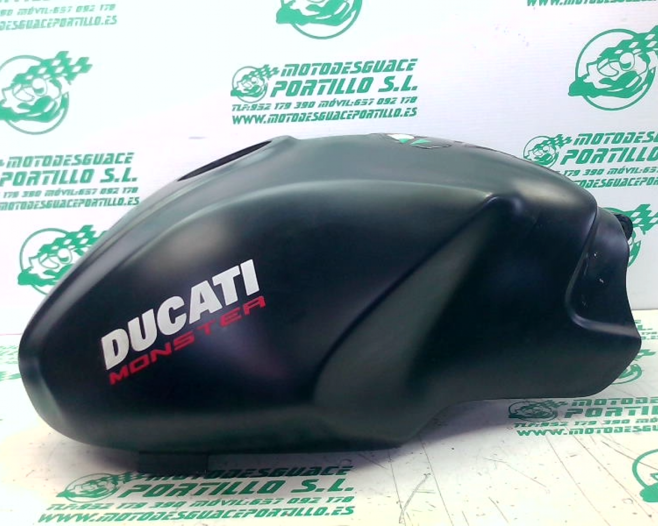 Deposito gasolina Ducati MONSTER 620 (2004-2005)