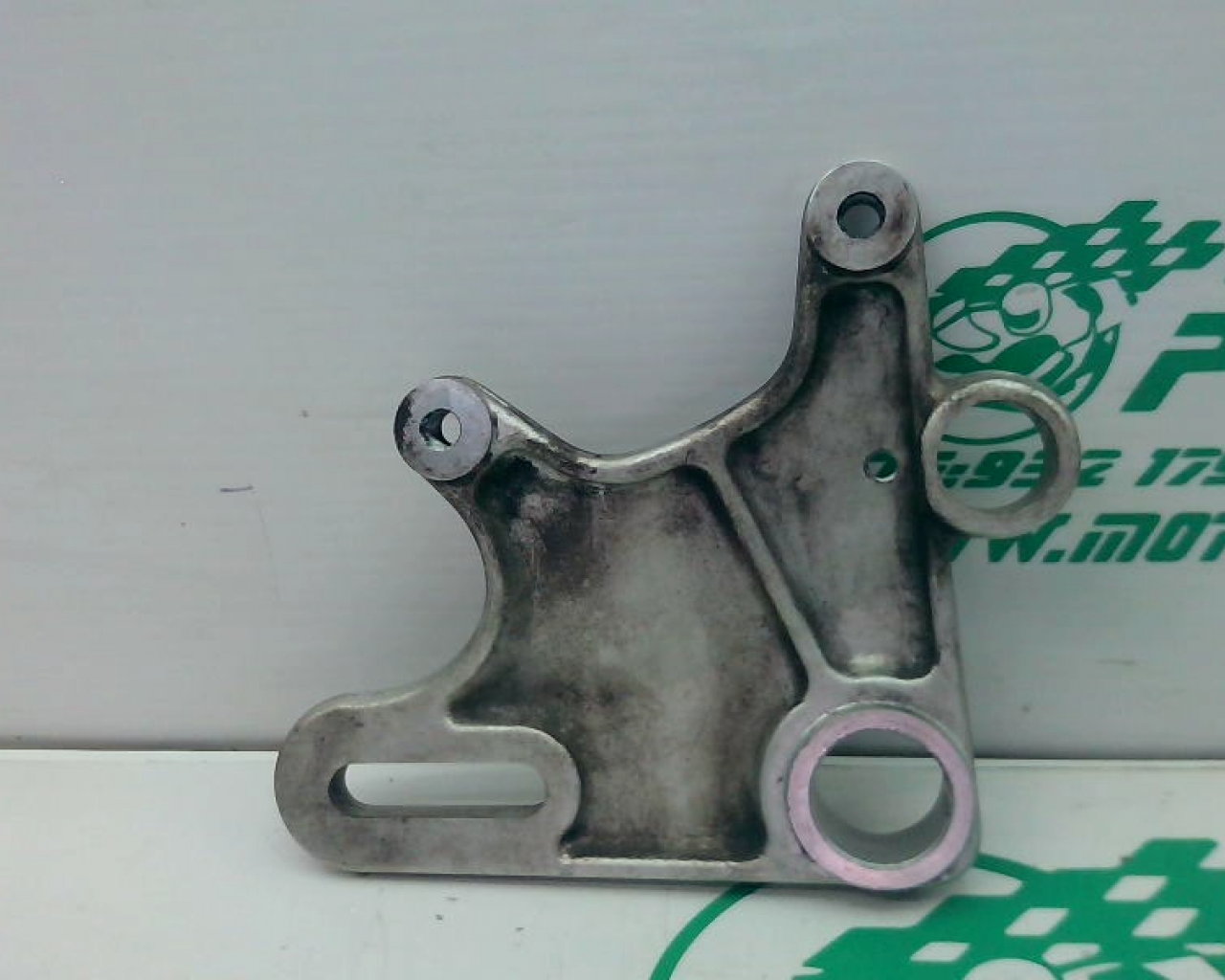 Soporte de pinza freno trasera Ducati MONSTER 620 (2004-2005)