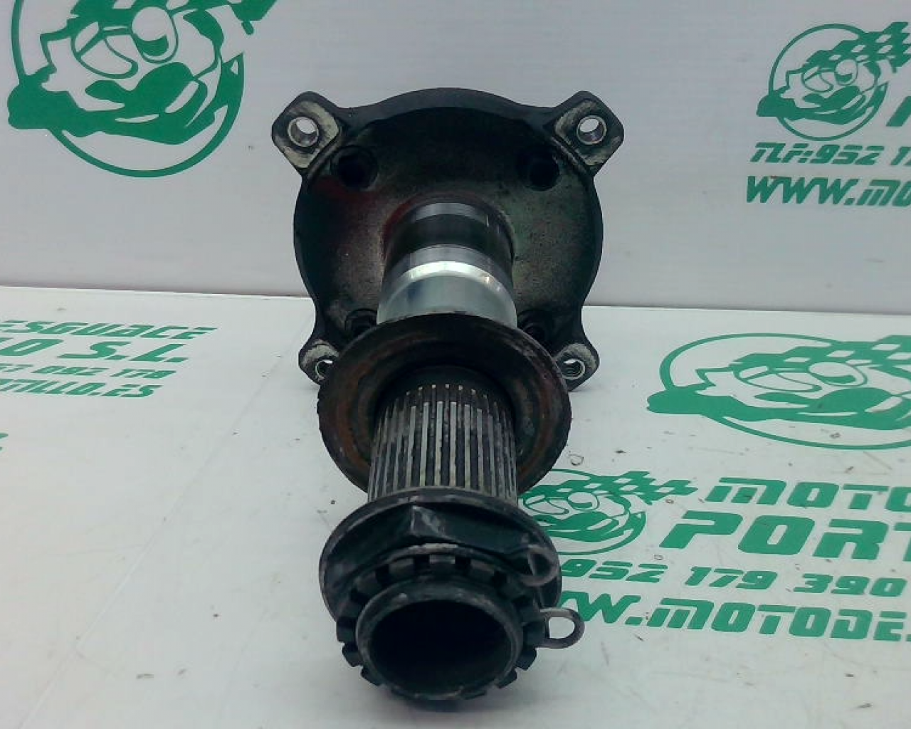 Eje de rueda trasera Ducati MONSTER S2R (2005-2006)