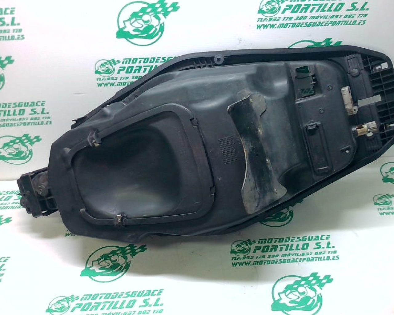 Porta-casco Gilera NEXUS 300I (2009-2011)