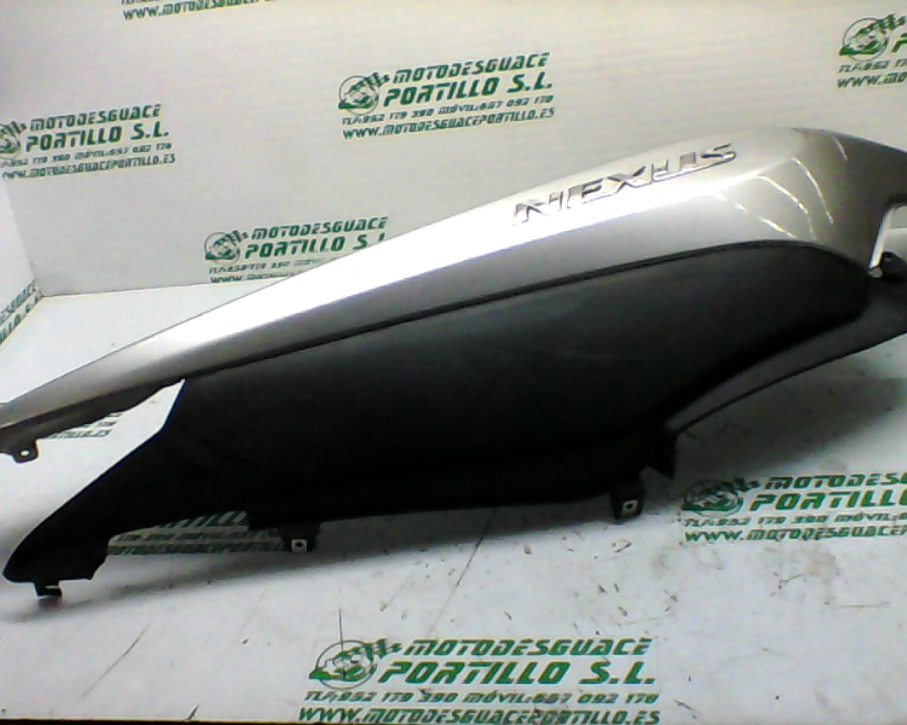 Carcasa lateral trasera derecha Gilera NEXUS 500  04 (2004-2005)