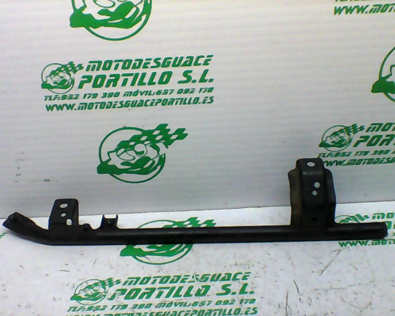 Soporte de suelo Honda ARROBA 125 (2000-2003)