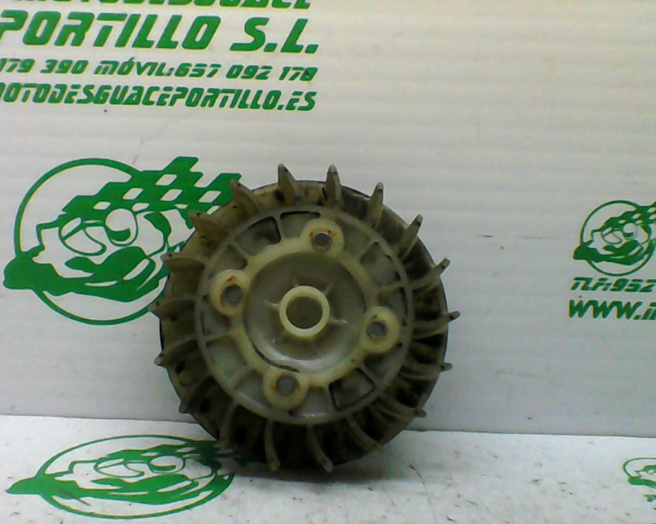 Ventilador del plato magnetico Honda Bali 100 (1998-2000)