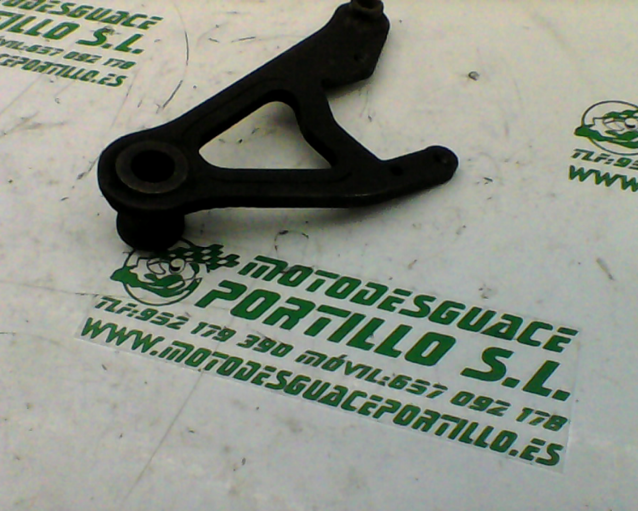 Soporte de pinza freno trasera Honda CB 450 DX (1989-1991)