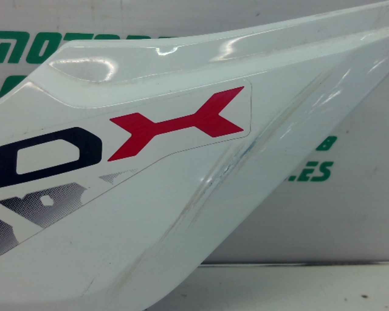 Carcasa lateral izquierda Honda CB 500XA (2016-2017)