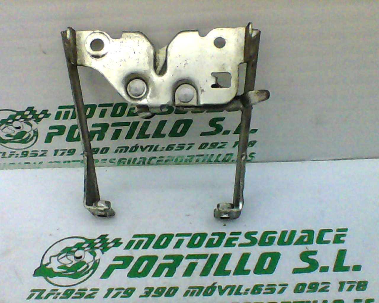 Cerradura del asiento Honda CBF 125 M (2009-2013)