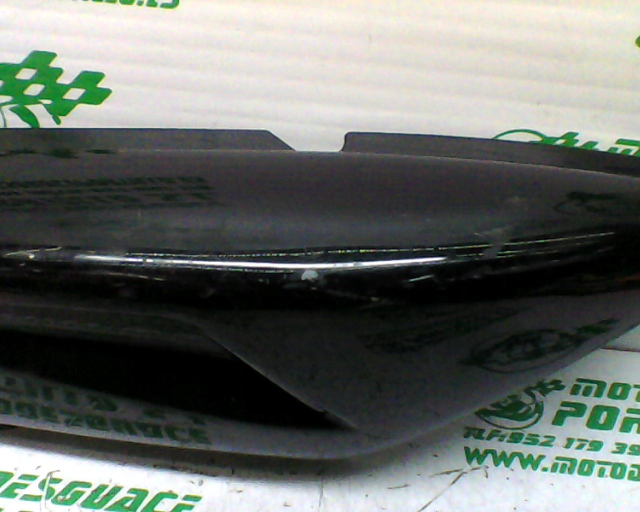 Carcasa lateral trasera derecha Honda CBF 250 (2004-2007)