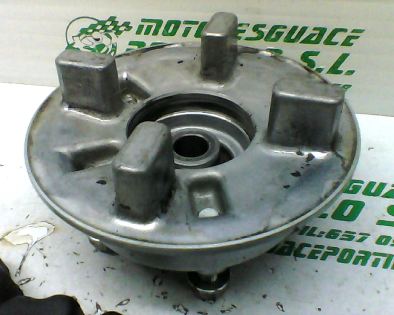 Maza llanta trasera Honda CBF 250 (2004-2007)