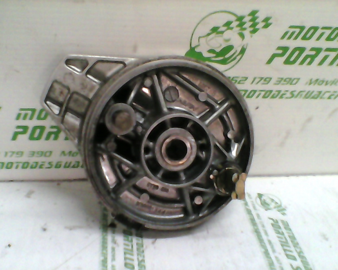 Porta-zapata rueda trasera Honda CBF 250 (2004-2007)