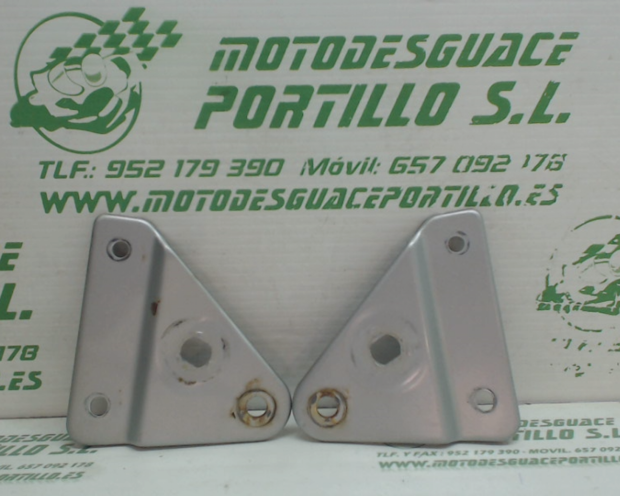 Soporte de faro Honda CBF 250 (2004-2007)