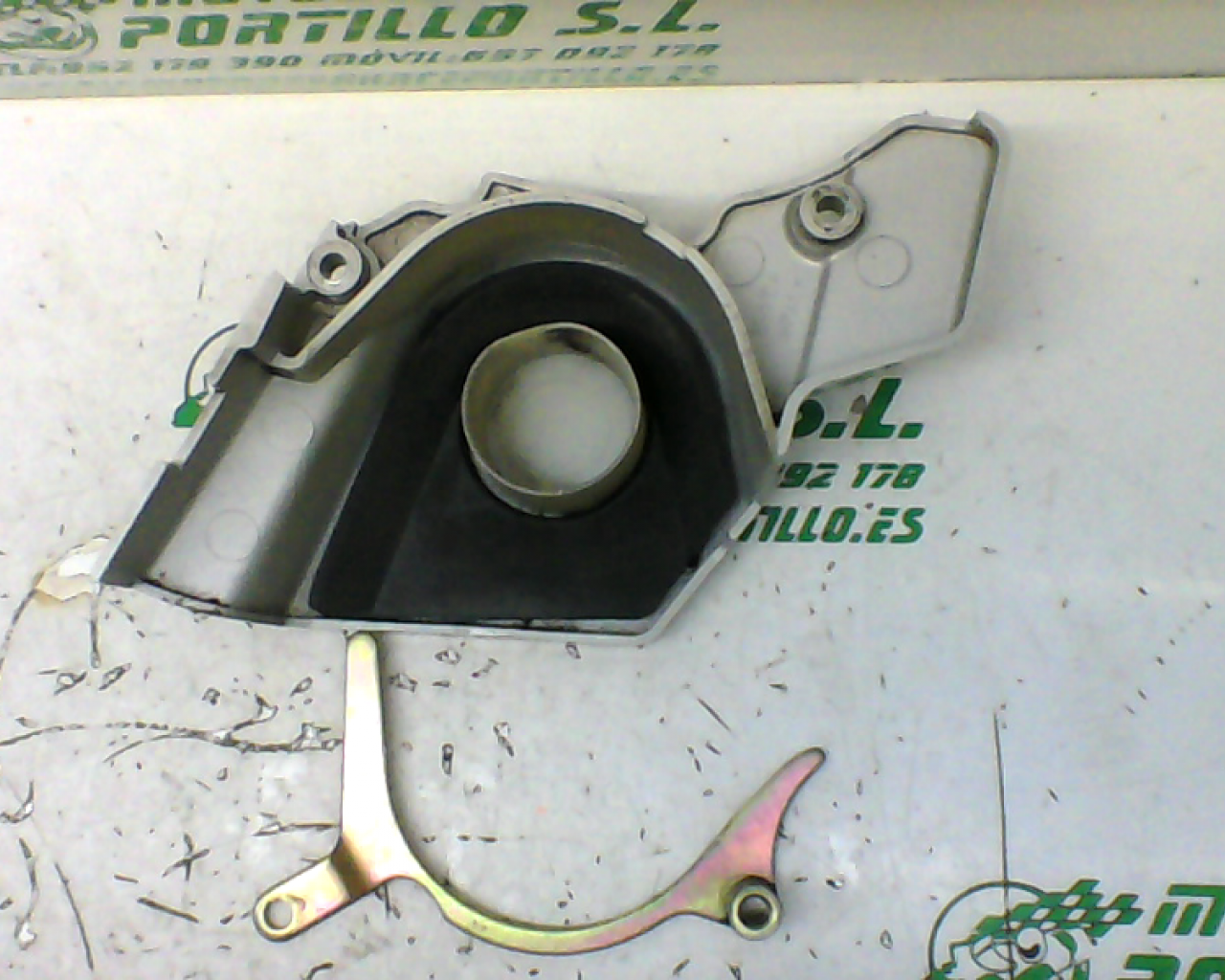 Tapa de piñon Honda CBF 250 (2004-2007)