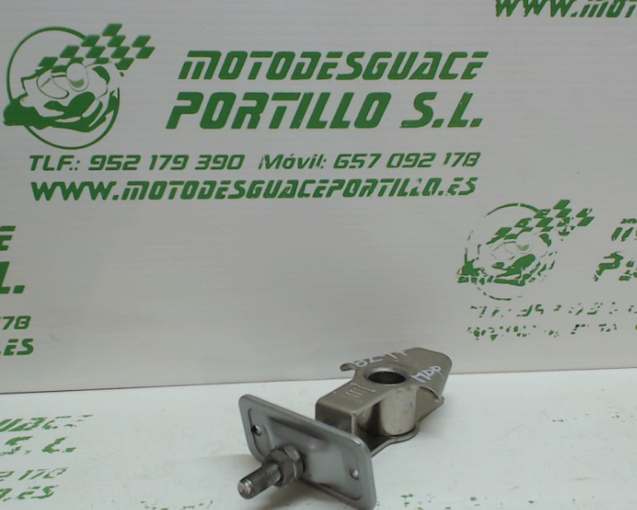 Tensores de rueda trasera Honda CBF 250 (2004-2007)