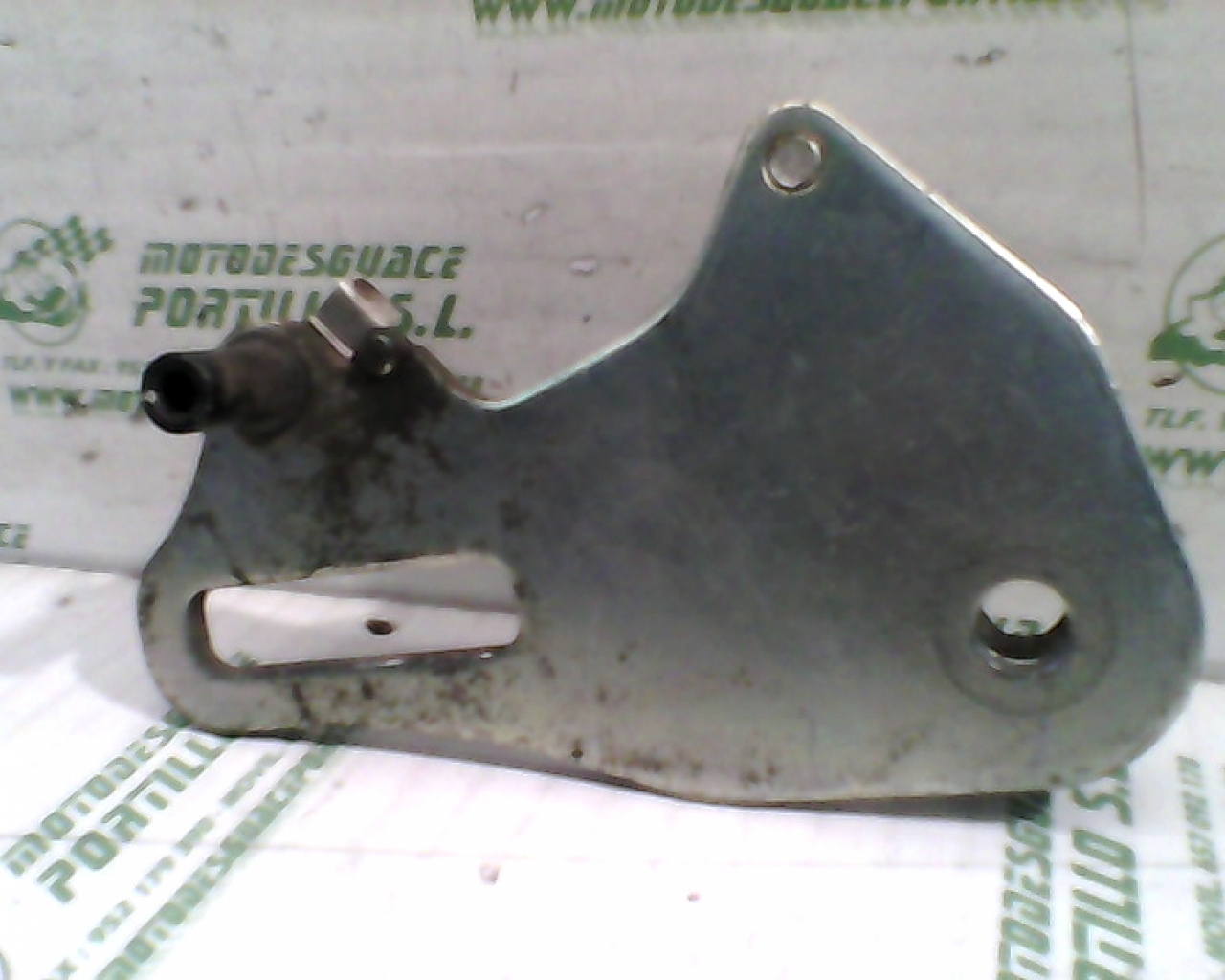 Soporte de pinza freno trasera Honda CBR 125 (2005-2007)