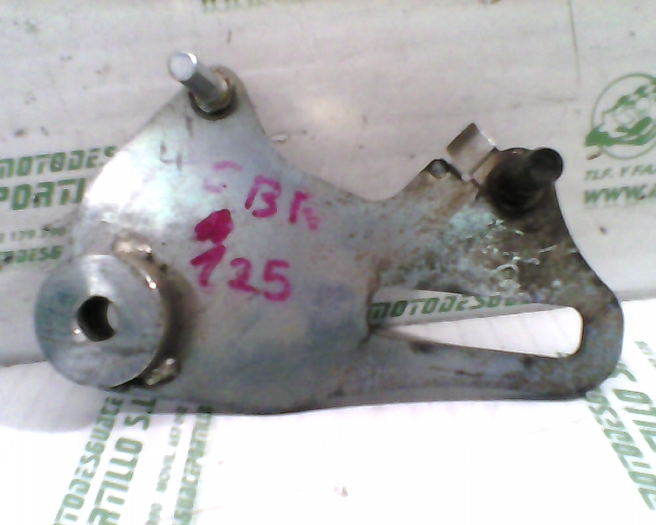 Soporte de pinza freno trasera Honda CBR 125 (2005-2007)