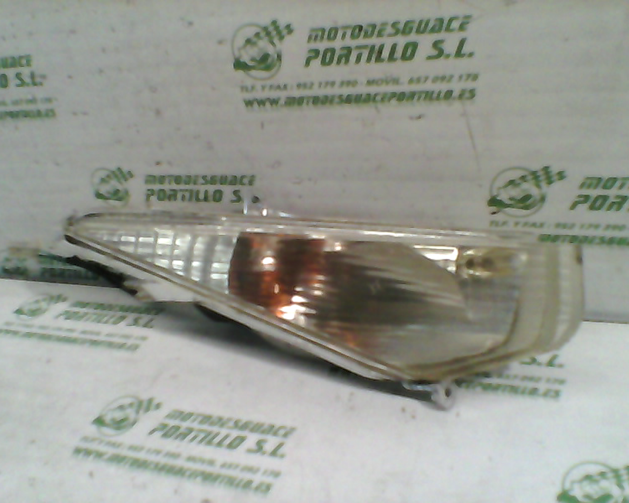 Intermitente delantero derecho Honda Dylan 125 (2003-2006)