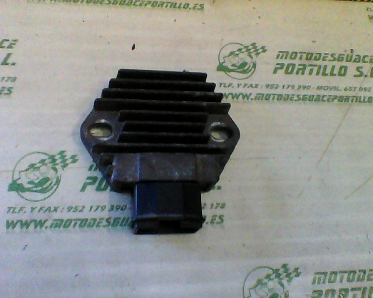 Regulador Honda Dylan 125 (2003-2006)