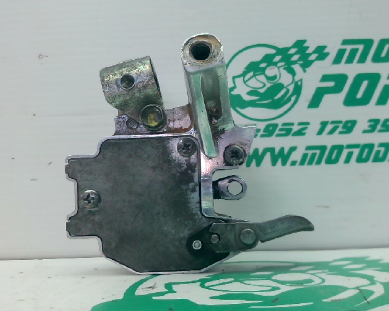 Soporte de retrovisor  izquierdo  Honda Dylan 125 (2003-2006)