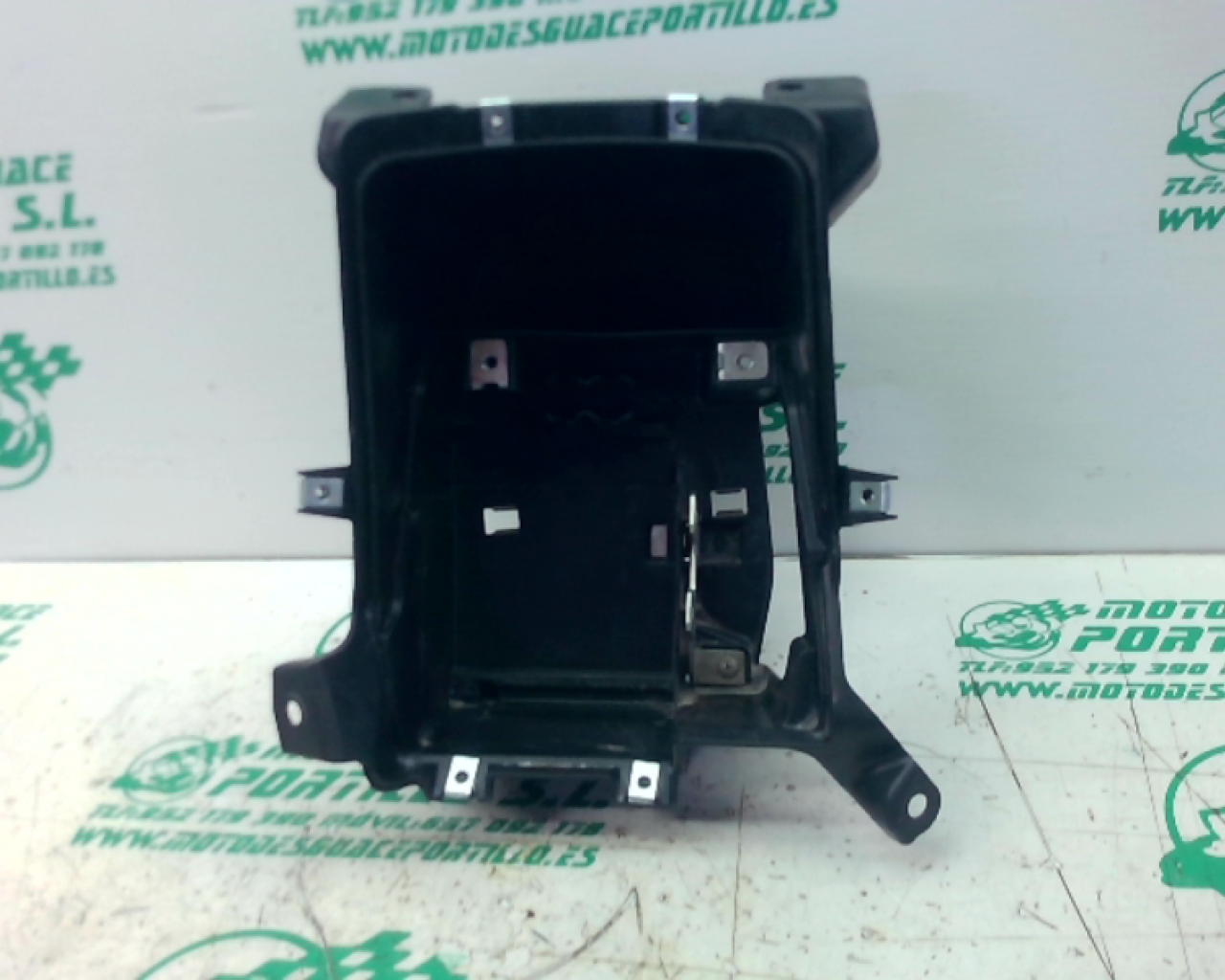 Caja bater&iacute;a Honda FORZA 125 (2019-2019)