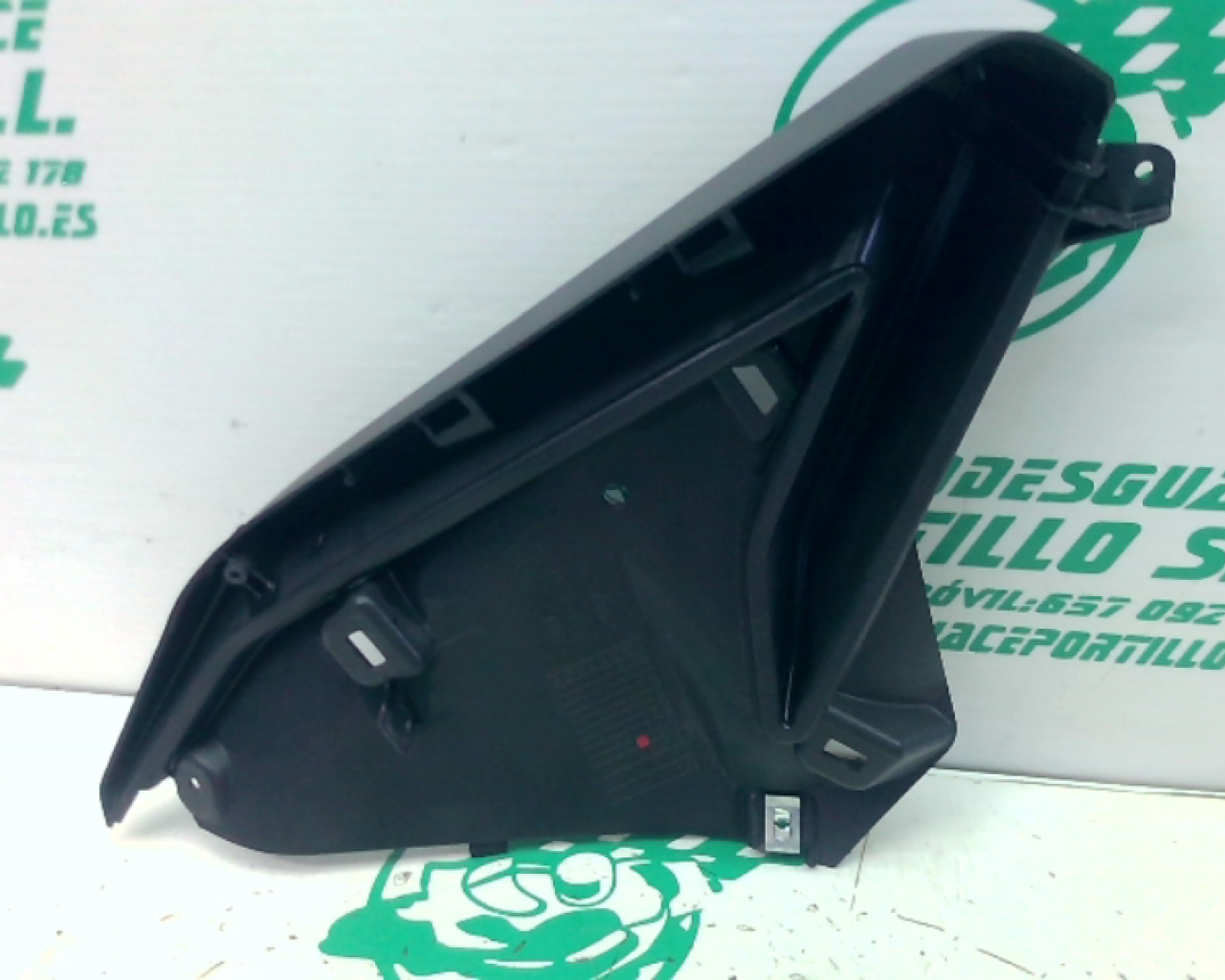 Carcasa delantera izquierda Honda FORZA 125 (2019-2019)