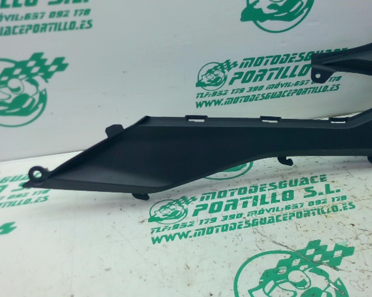 Carcasa lateral derecha Honda FORZA 125 (2019-2019)