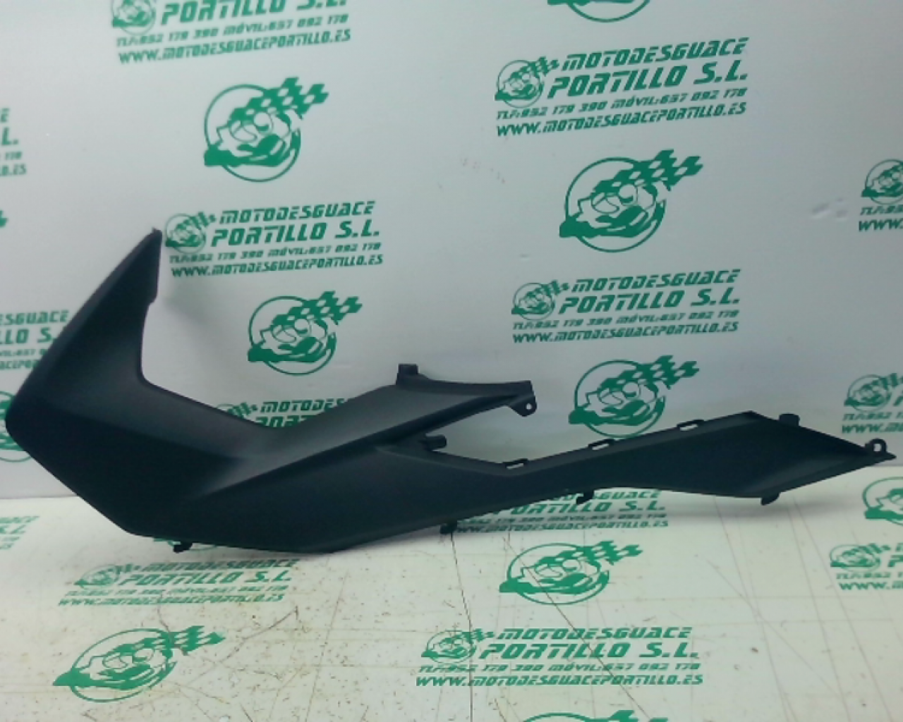 Carcasa lateral izquierda Honda FORZA 125 (2019-2019)