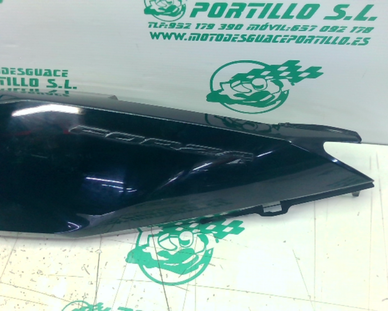 Carcasa lateral trasera izquierda Honda FORZA 125 (2019-2019)