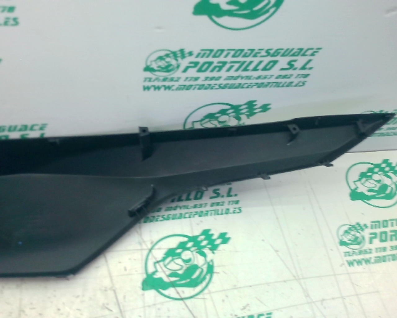 Carcasa lateral trasera izquierda Honda FORZA 125 (2019-2019)