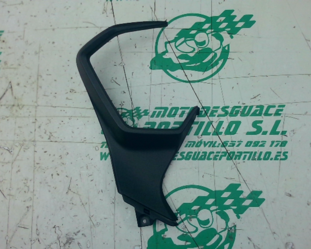 Embellecedor cuentakil&oacute;metros  Honda FORZA 125 (2019-2019)