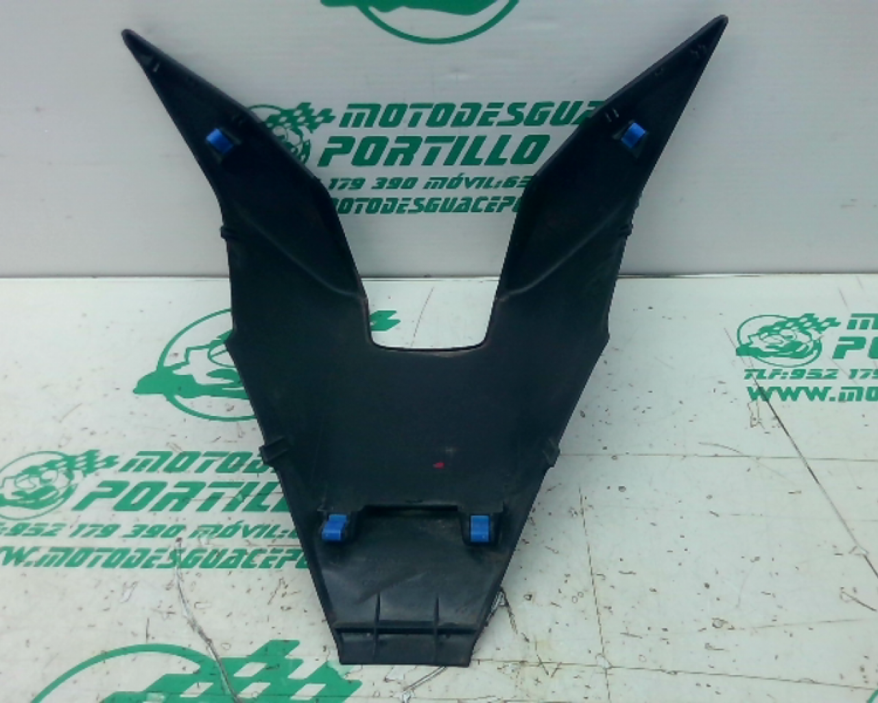 Embellecedor de contraescudo Honda FORZA 125 (2019-2019)