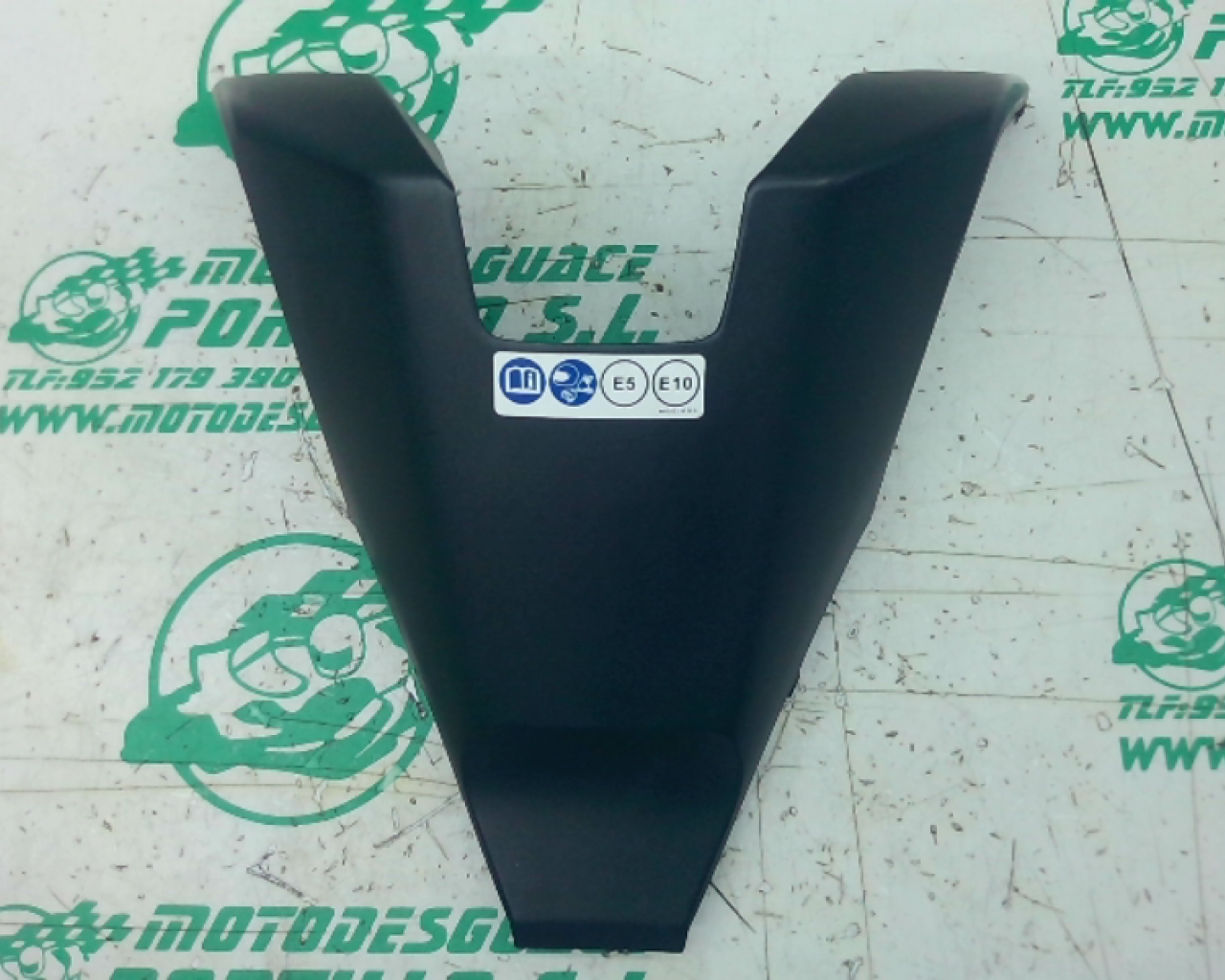 Embellecedor de contraescudo Honda FORZA 125 (2019-2019)