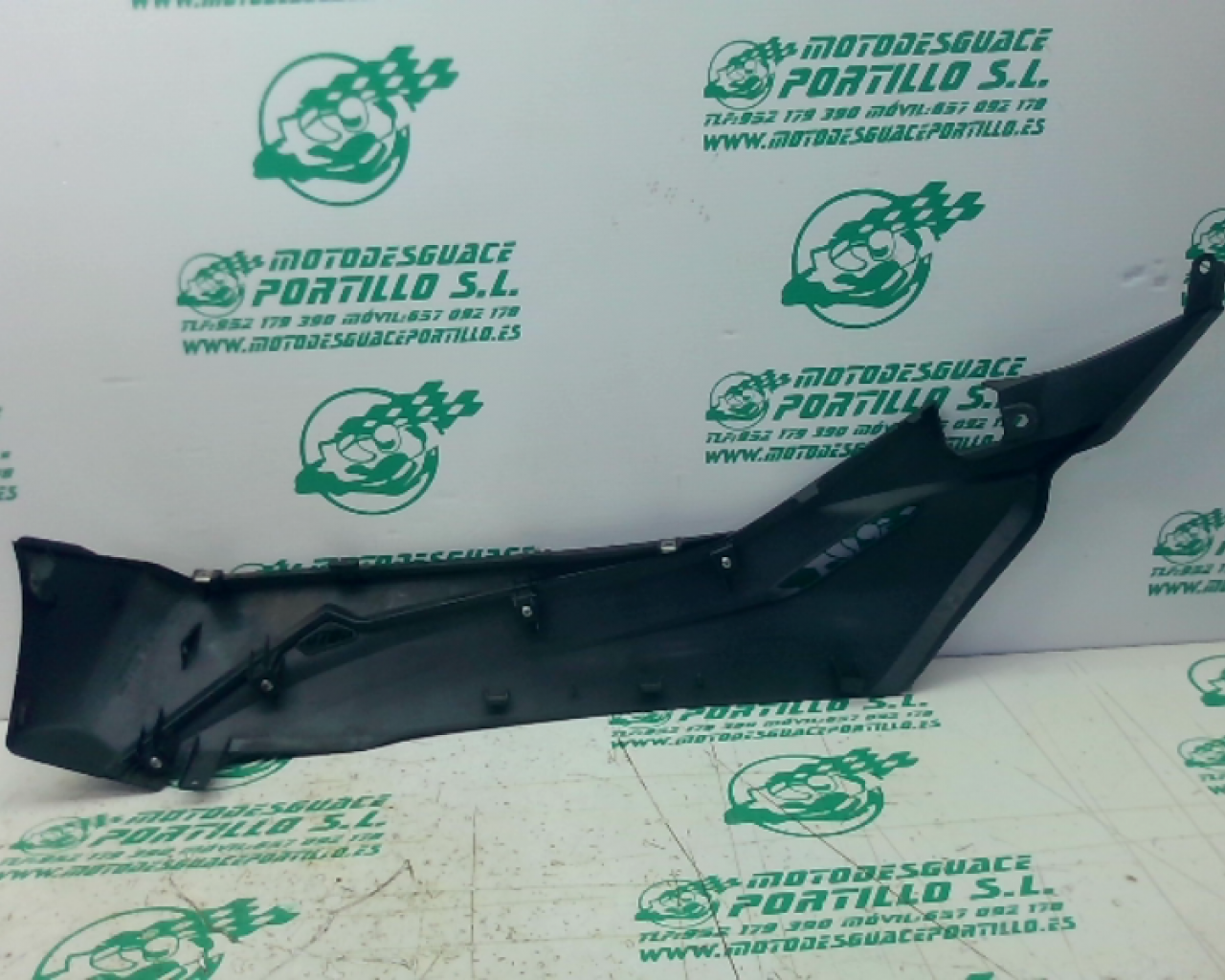 Quilla derecha Honda FORZA 125 (2019-2019)