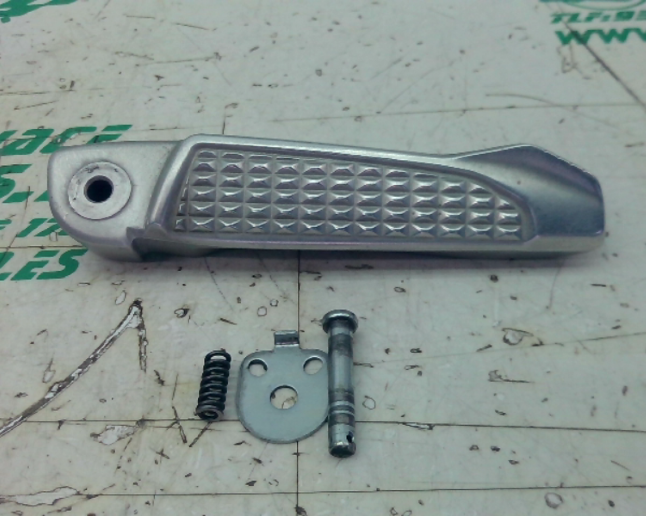 Reposapies trasero derecho Honda FORZA 125 (2019-2019)