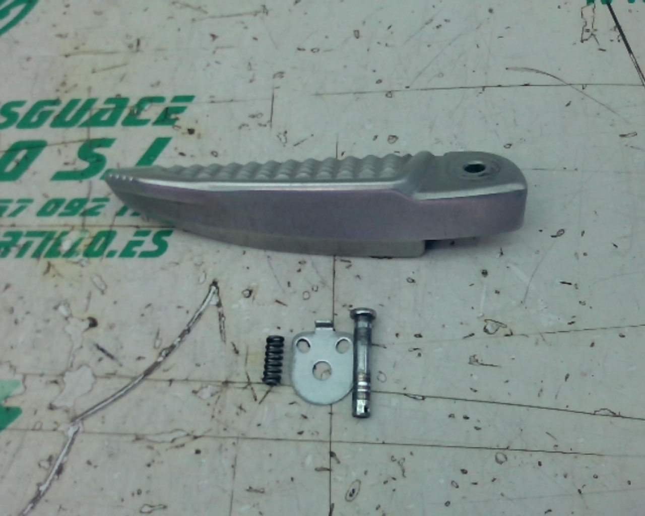 Reposapies trasero derecho Honda FORZA 125 (2019-2019)