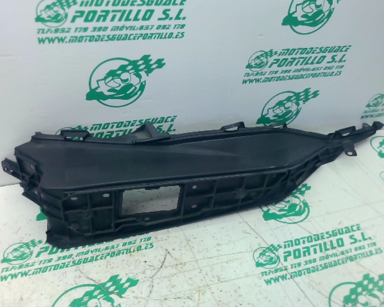 Suelo derecho Honda FORZA 125 (2019-2019)