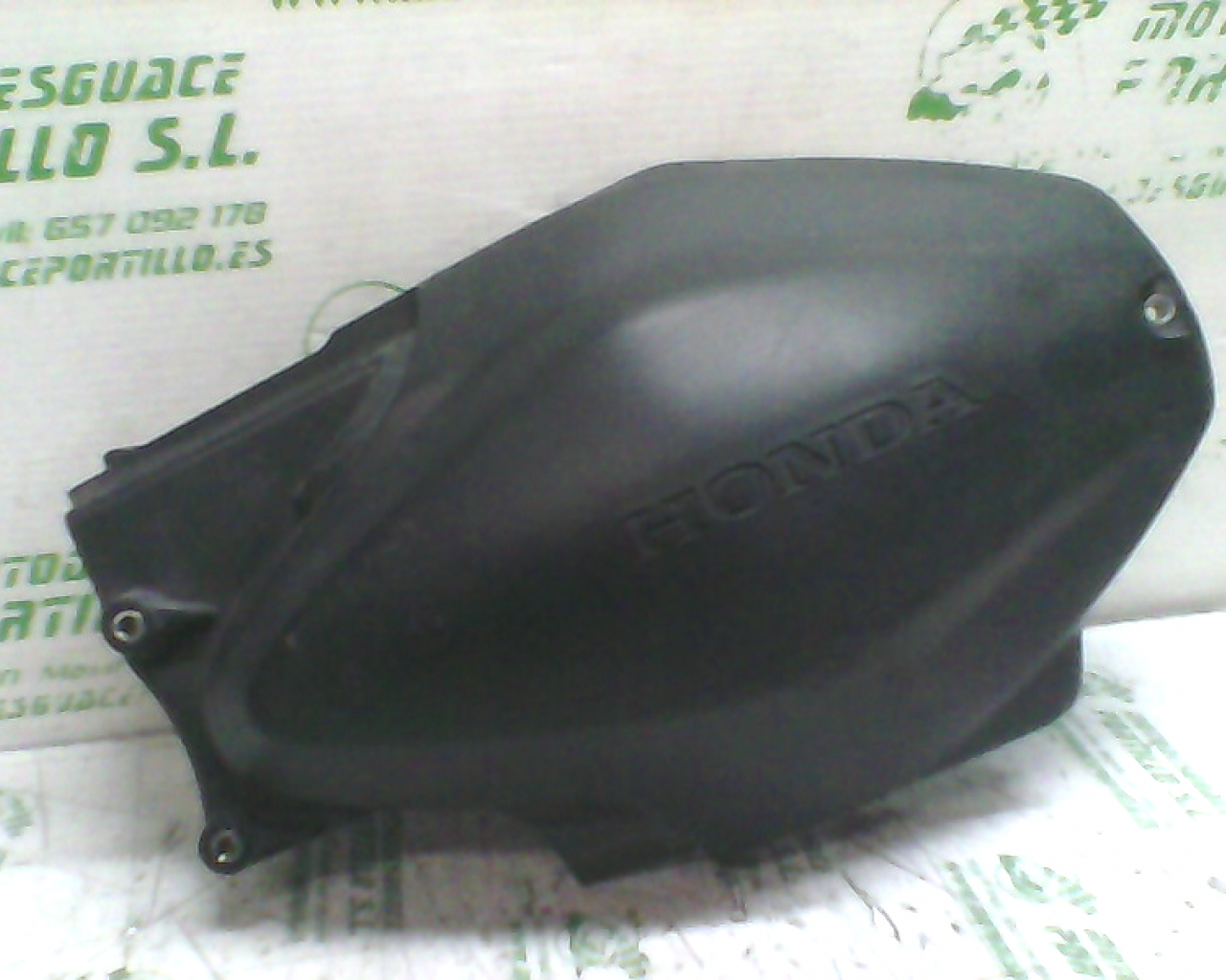 Embellecedor de tapa cárter Honda Forza 250 (2007-2008)