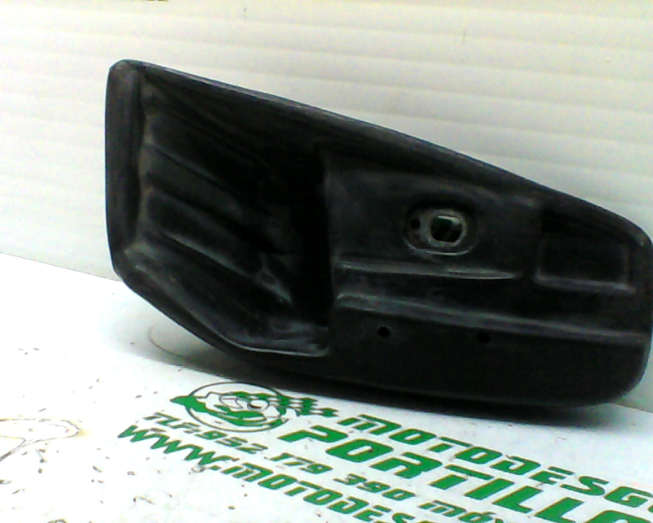 Reposapies trasero derecho Honda LEAD 100 (2006-2007)