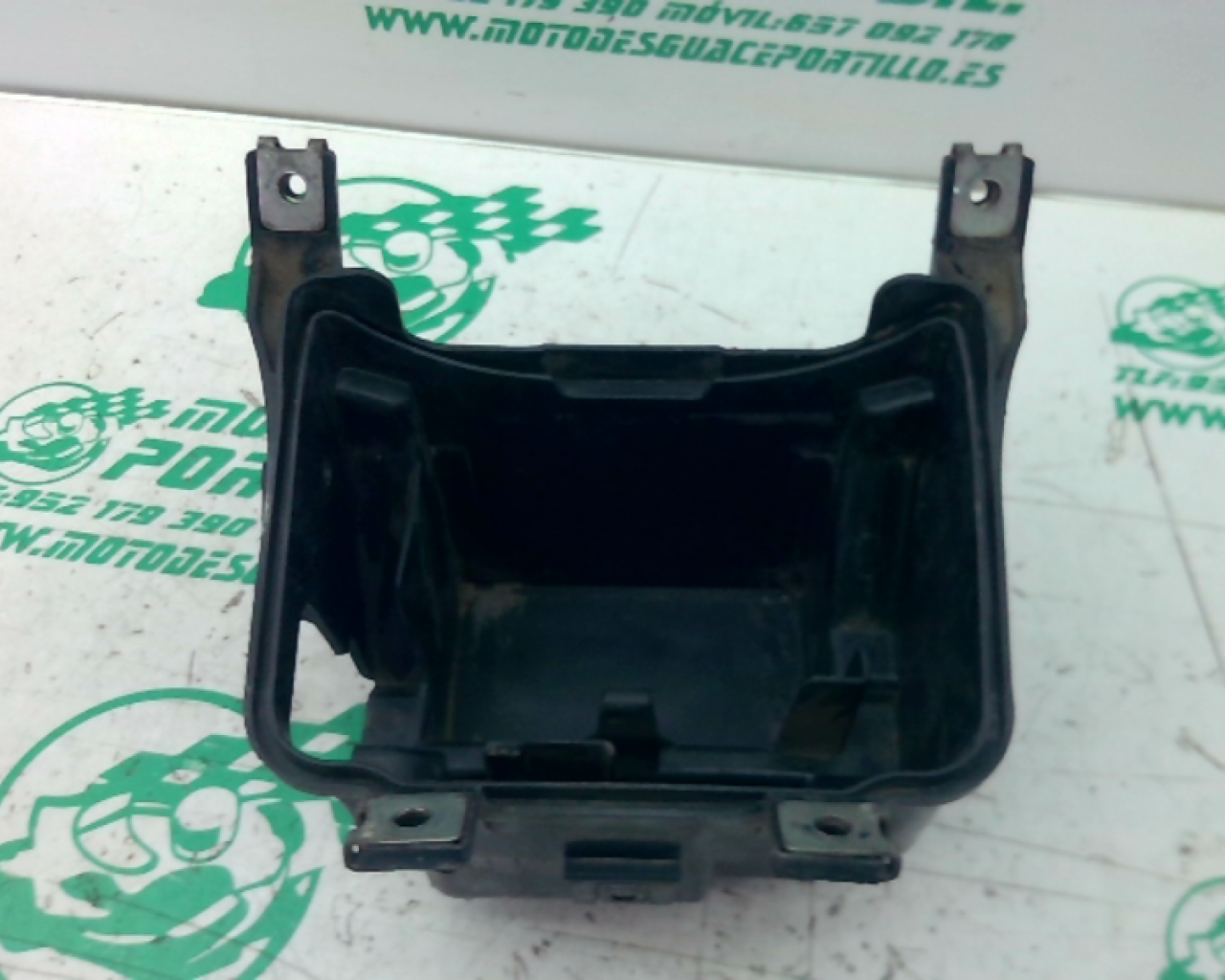 Caja batería Honda Pcx 125 (2010-2012)