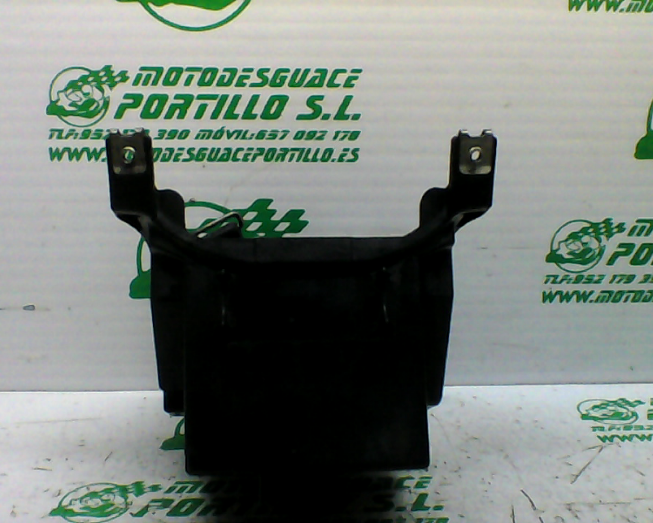 Caja batería Honda Pcx 125 (2010-2012)